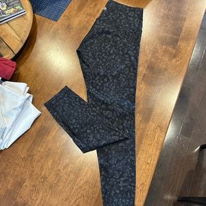 Lululemon Wunder Under Leggings